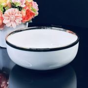Салатник 18,5 см. Коллекция «MULTICOLOR», белый. Подарочная упаковка. Фарфор.